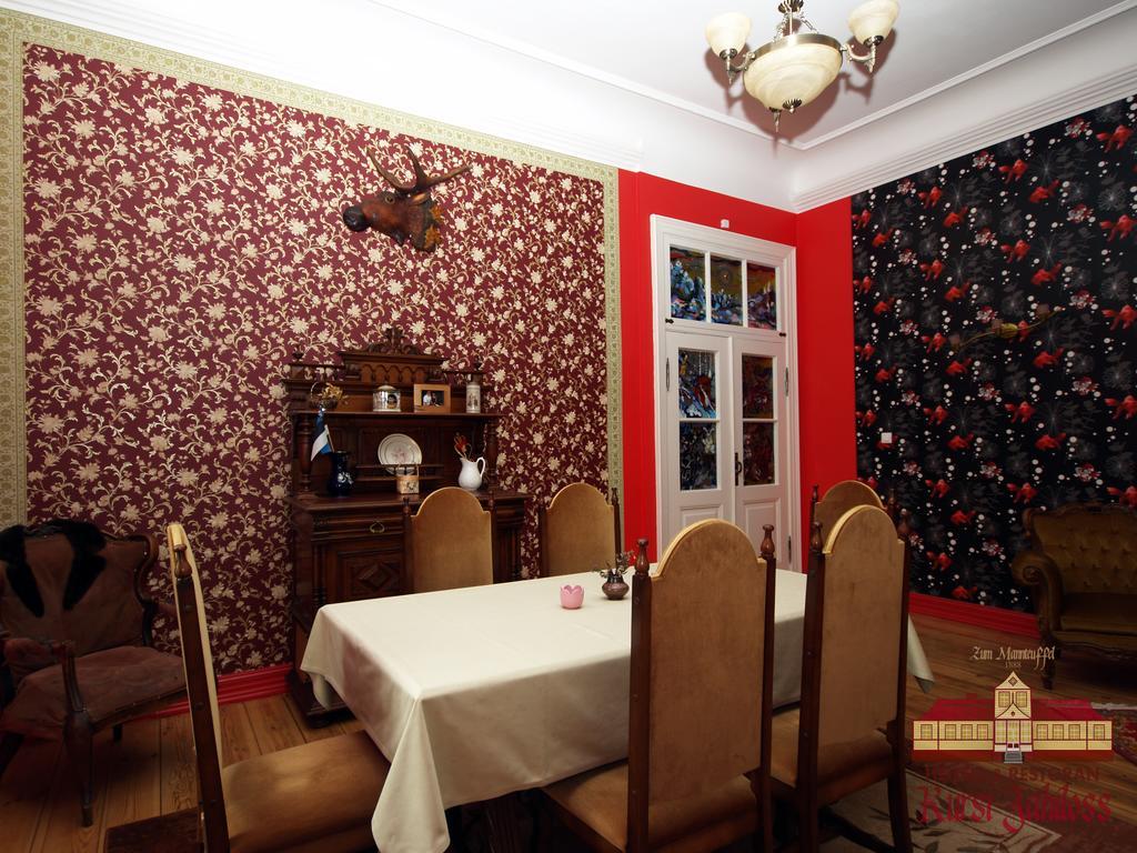 Kursi Hunting Manor Hotel Puurmani Екстериор снимка