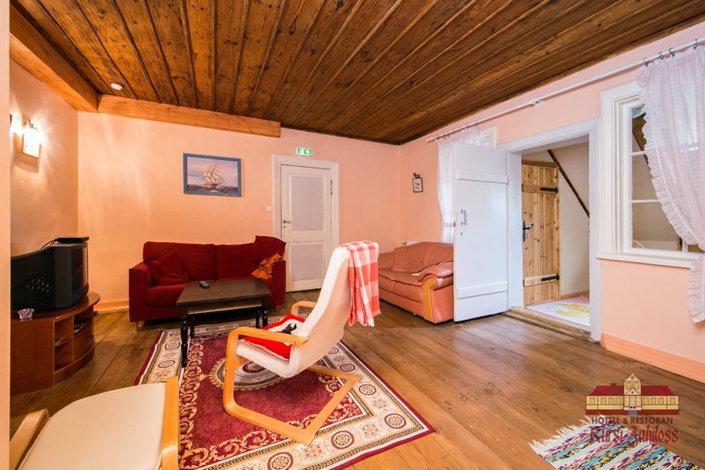 Kursi Hunting Manor Hotel Puurmani Стая снимка